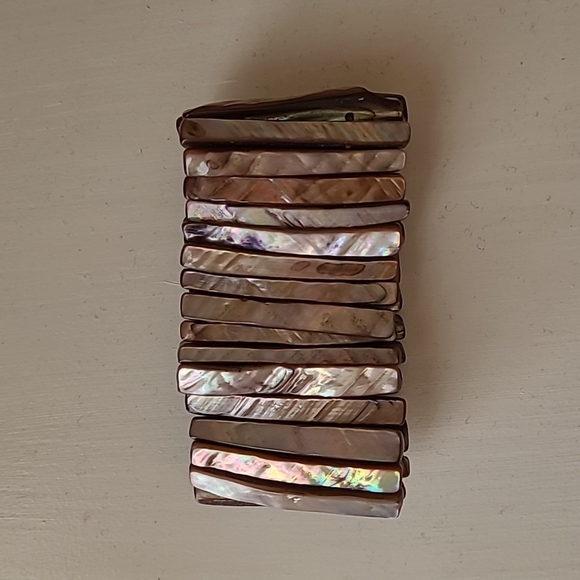 Chunky Elastic Bracelet - Picture 2 of 2